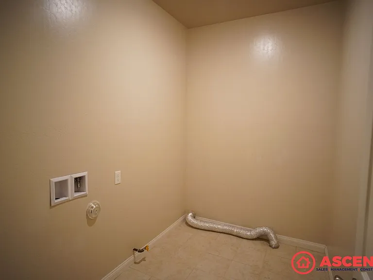 5508 Poso Ridge Ct — Photo 16