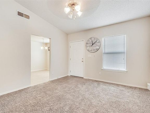 4th image of 13964 Sandy Rock Dr