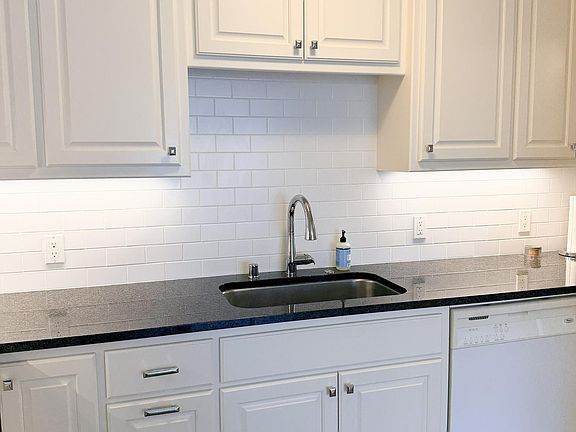 5th image of 2601 Kenzie Ter APT 228