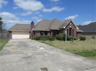 2507 Orange Blossom Ln, Highlands, TX 77562