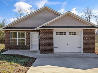 1702 Watauga St, Sevierville, TN 37876