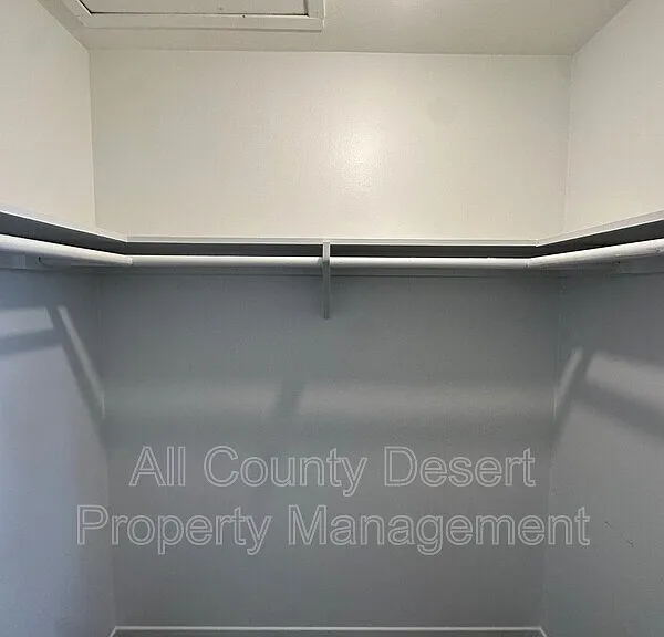 69200 Nilda Dr — Photo 11