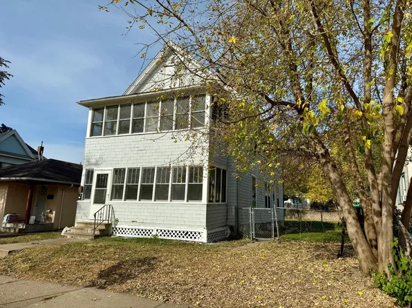 971 Case Ave, Saint Paul, MN 55106