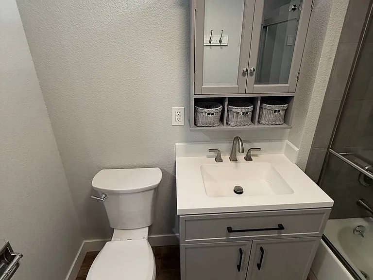 247 Lorraine Ave — Photo 12