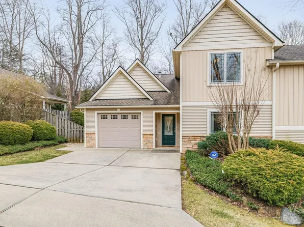 17 Bee Tree Village Pkwy, Swannanoa, NC 28778