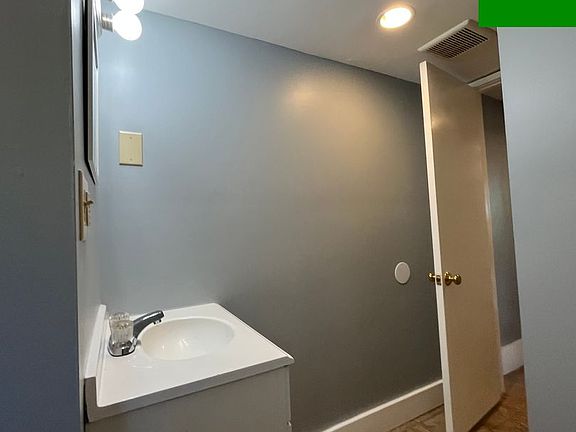 3rd image of 199 Main St #1