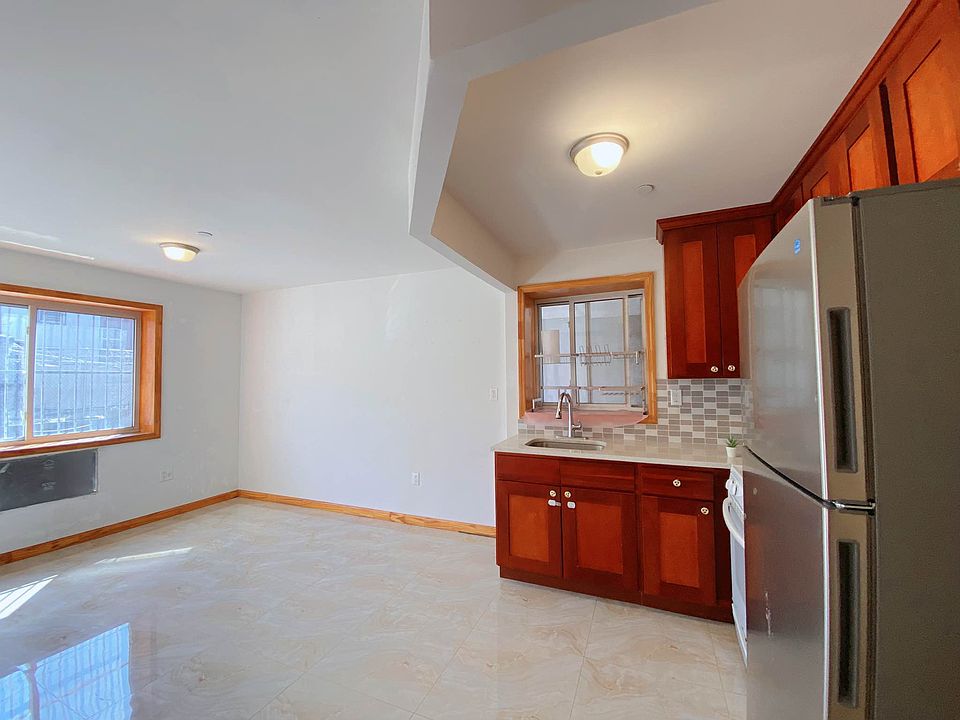 1st image of 9014 51st Ave #1B