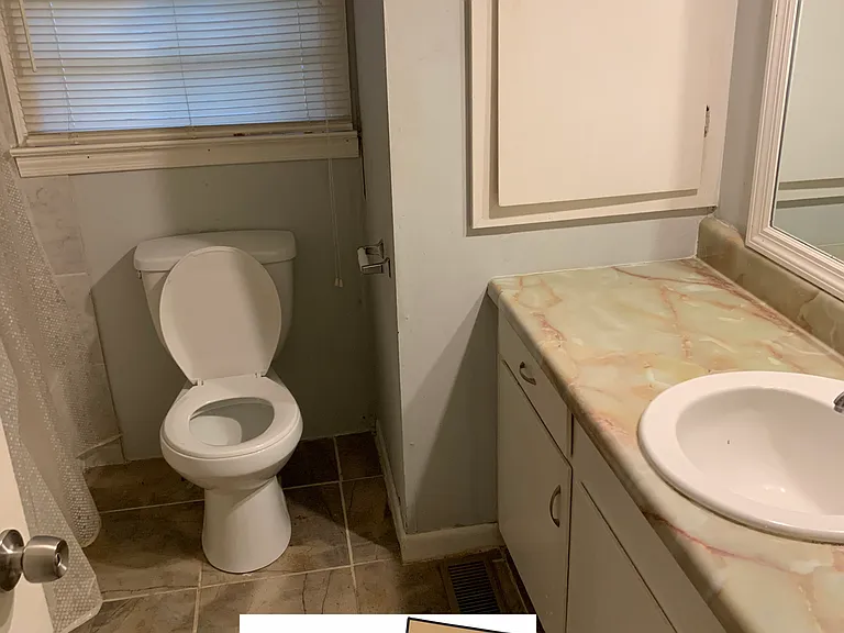 415 12th Ave — Photo 3