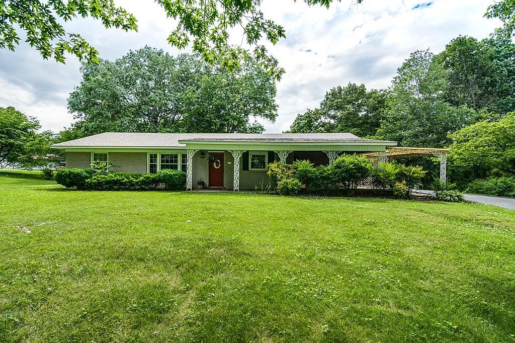 747 Clover Hill Dr, Cookeville, TN 38501 Zillow