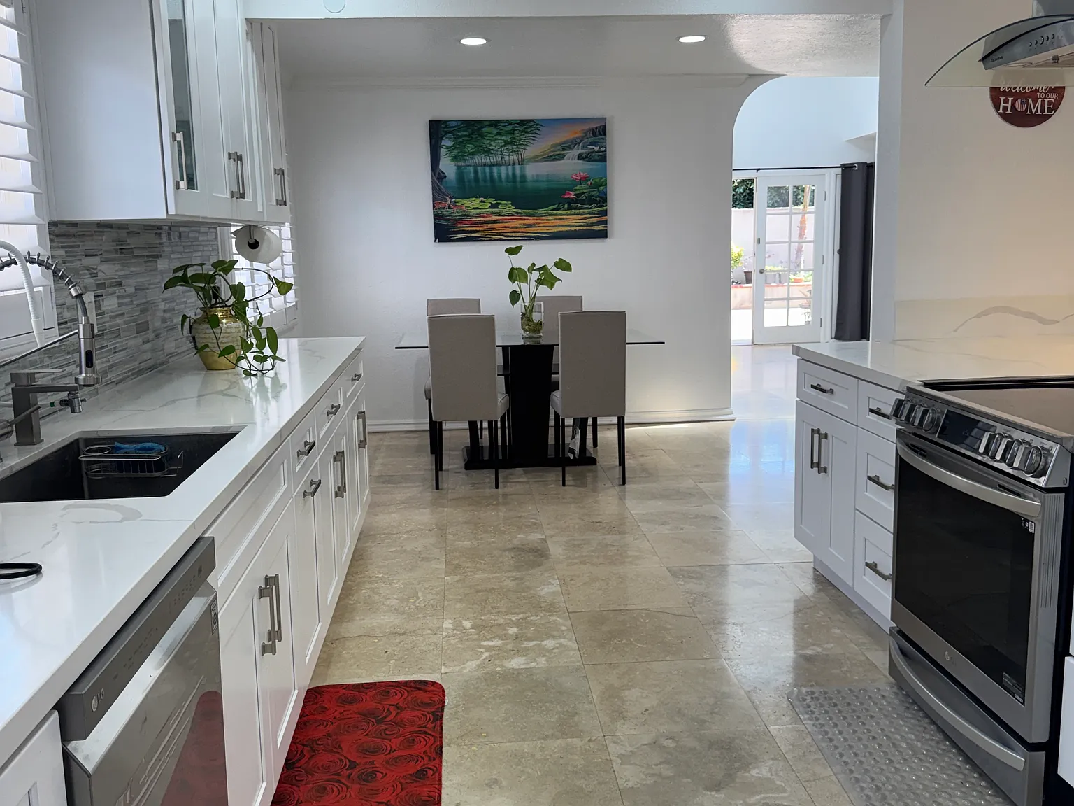 3 bed, 1198 sqft, $5,000 — Photo 3