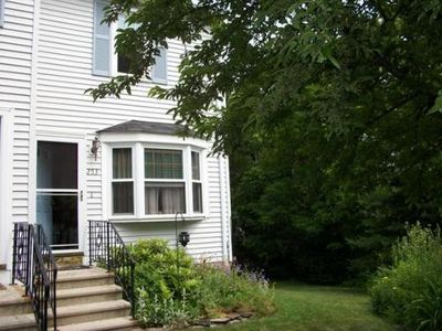 253 Sunderland Rd, Worcester, MA, 01604