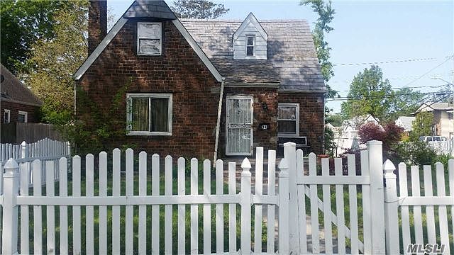 1st image of 34 Sunnyside Ave