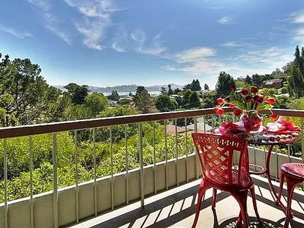 111 Anchorage Rd, Sausalito, CA 94965