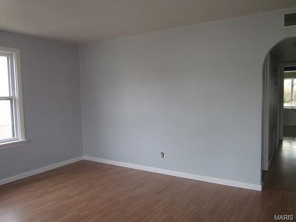 4th image of 4638 Leona St