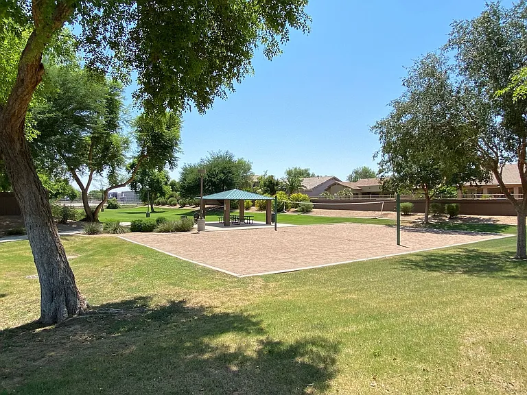 3265 E Hampton Ln — Photo 23