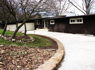 816 Tenny Ave, Waukesha, WI 53186
