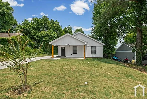 848 Brandywine Blvd — Photo 2