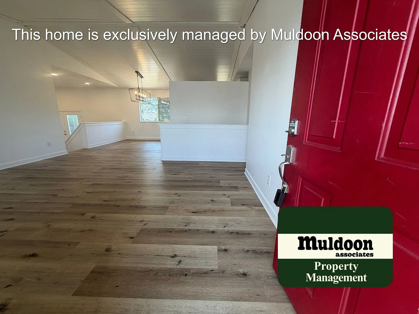 Beautiful updated rancher ready to move in! — Photo 2
