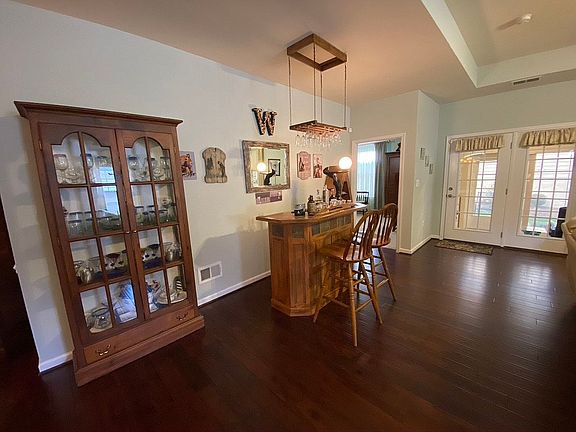 4th image of 9810 Nelsons Crossing Ct