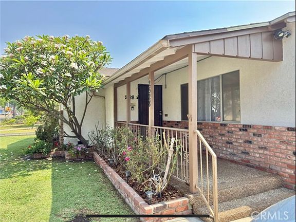 3rd image of 2528 Whitney Dr #1/2