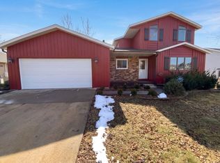 510 24th St SW, Rochester, MN 55902