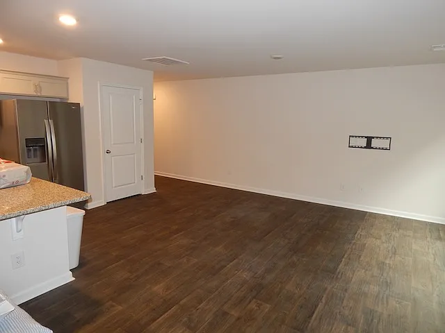 207 Oakmont Valley Trl — Photo 16