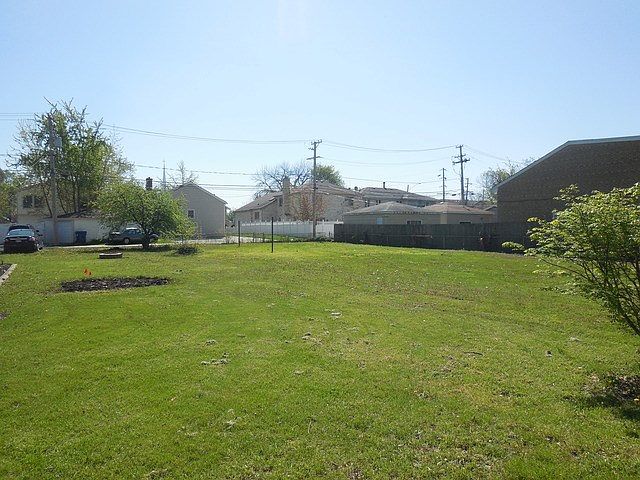 2nd image of 235 Washington Ave