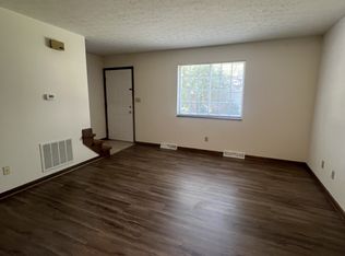 108 1st Ave APT 3, Saint Albans, WV 25177