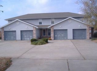 2746 S Malley Ct, Springfield, MO 65807