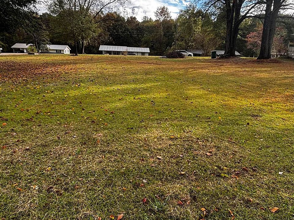 2nd image of 127 Meadow Dr