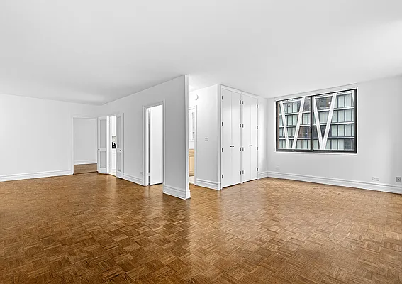 Rented by Mirador Real Estate | media 21