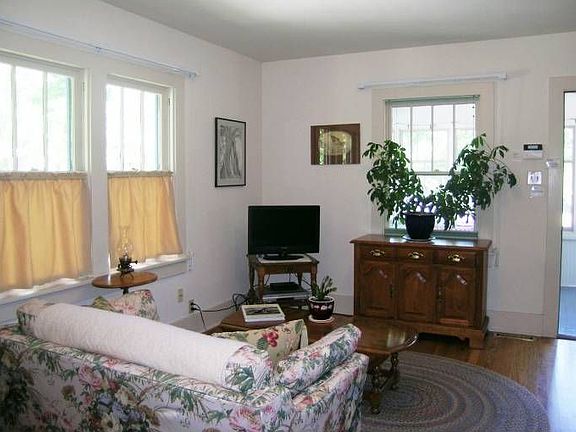 Adorable family room