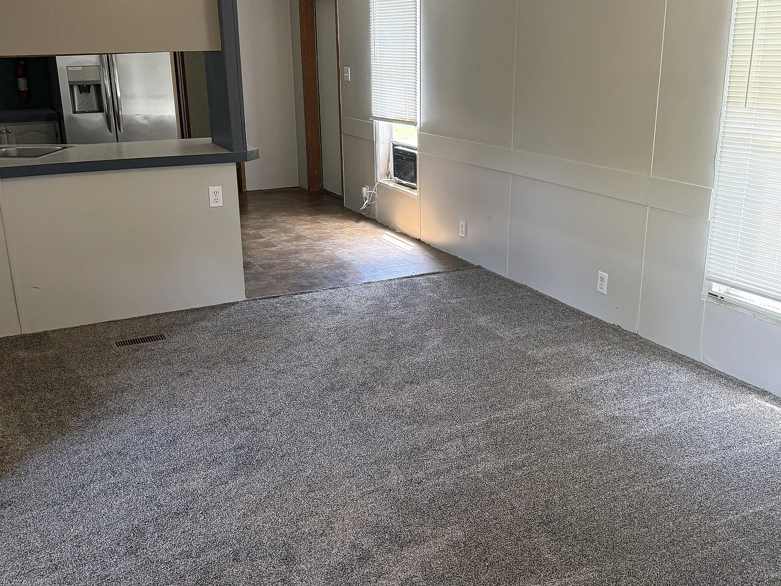 3 bed, $900 — Photo 3