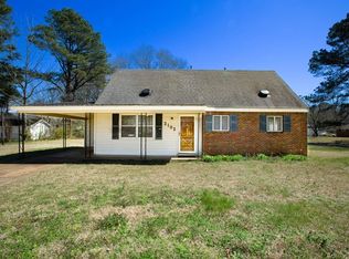 2102 N Parkway St, Corinth, MS 38834