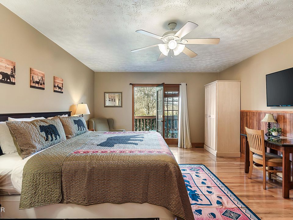 40th image of 2149 Seaton Springs Rd