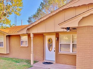 207 NE Angus St, Lawton, OK 73507