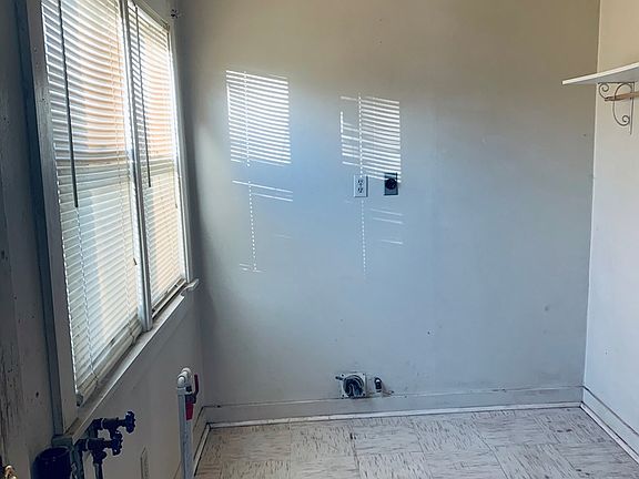 2nd image of 216 E Brookfield Ave