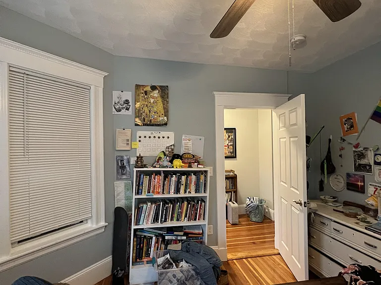 Highland Ave — Photo 11