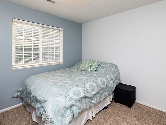 5th image of 5486 Longview Ct Unit 7