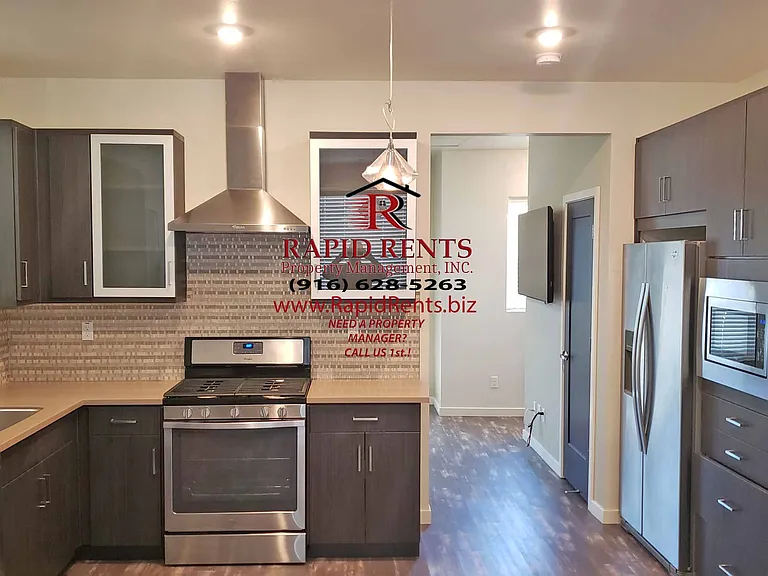400 Tailoff Ln #1 — Photo 2