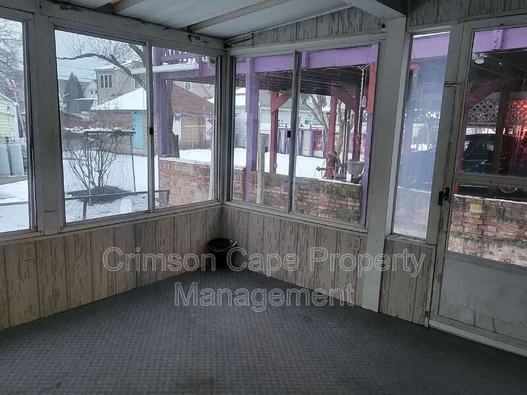 110 George Ave — Photo 10