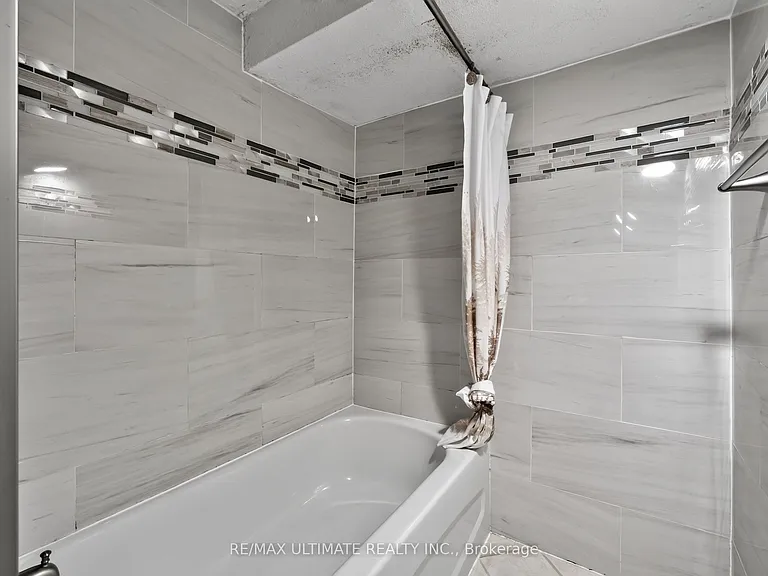 5 Mandarin Rd — Photo 18