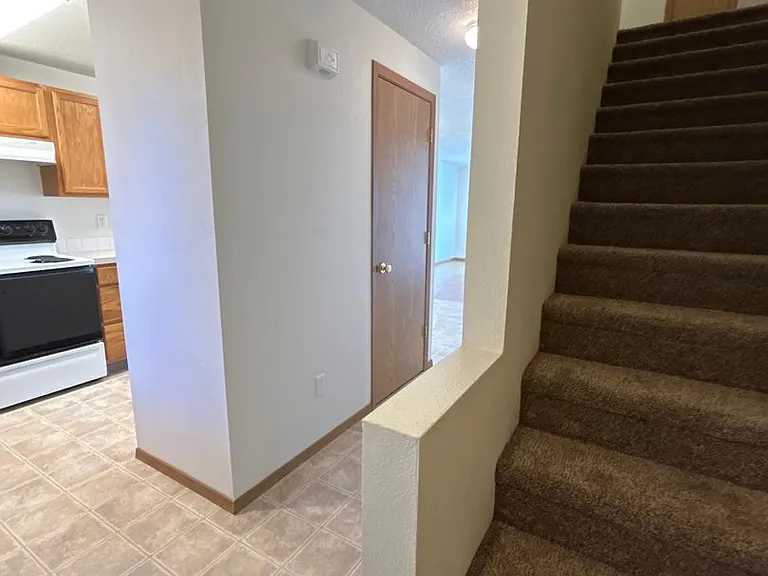 129 Villa Rd — Photo 10