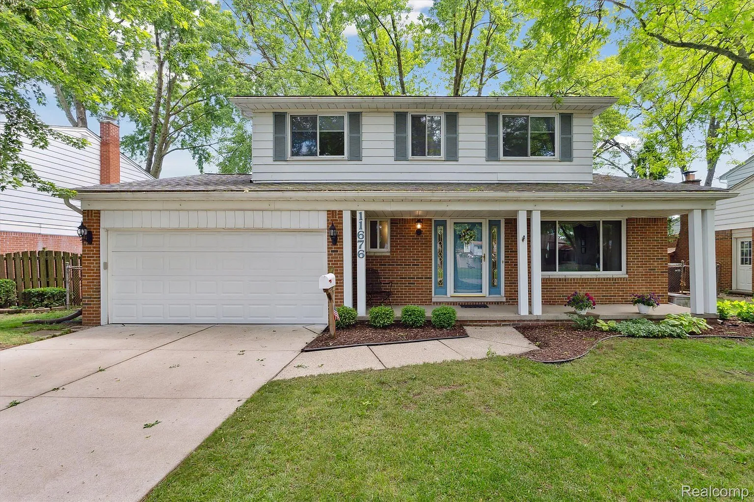 11676 Canterbury Dr photo 1