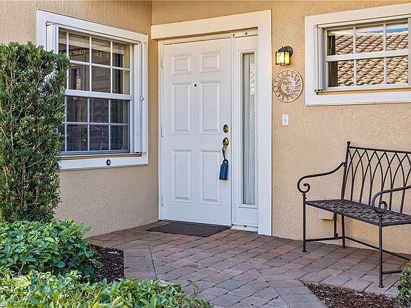 3rd image of 8904 Cascades Isle Blvd