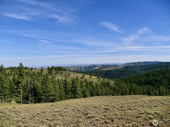 29 Nasty Creek Road, Yakima, WA 98903