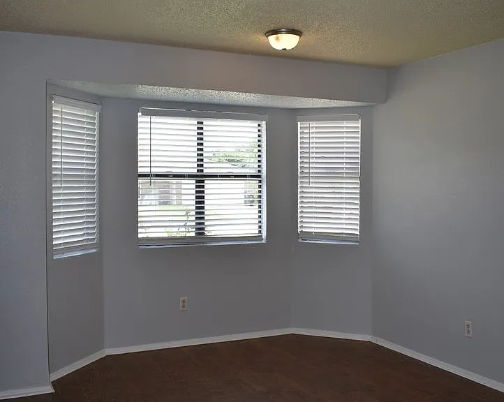2900 Cinco Dr — Photo 4