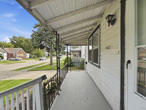 3rd image of 7552 Westminster Ave