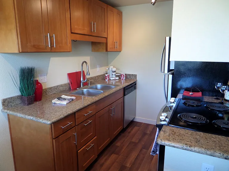 805 N J St #5 — Photo 1