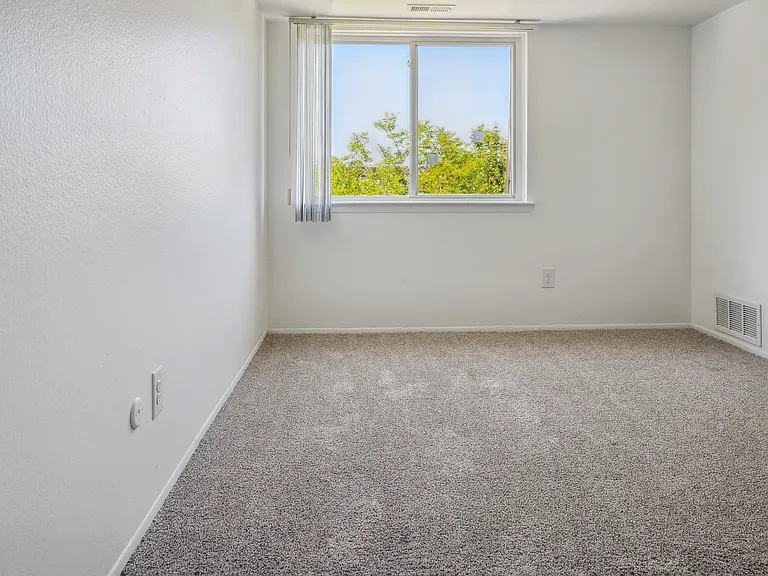 Waterview Farms Apartments — Photo 7